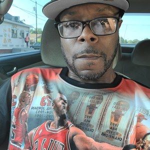 Meet your Posher, Ramone